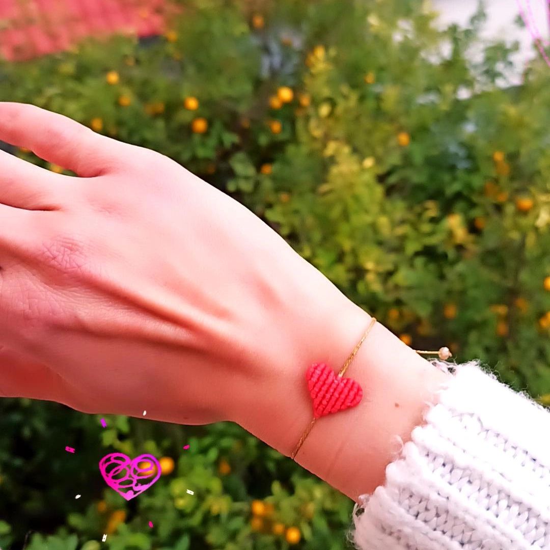 Βραχιόλι Καρδούλα Μακραμέ / Macrame Heart Bracelet